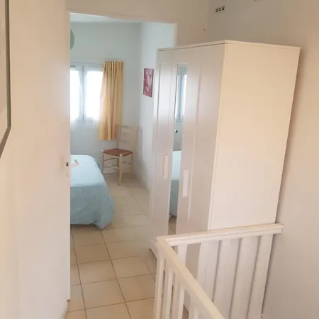Logement Independant, Proche Gare Aubergenville Exterior foto